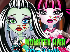 Monster High Nose Doctor